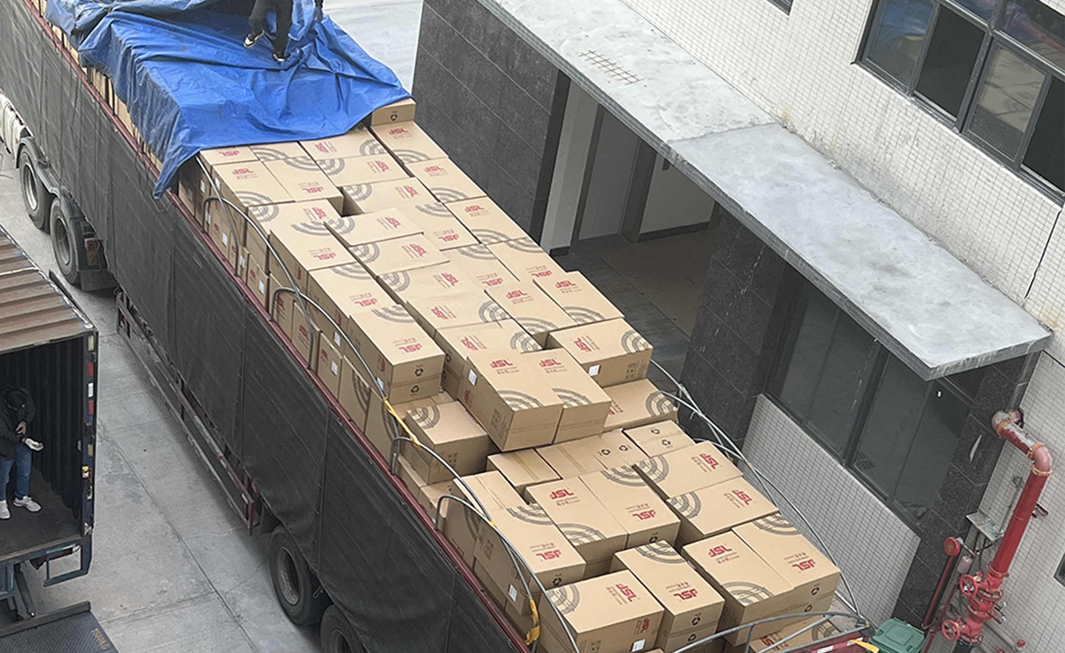 【云南 德宏州】400套爵士龍專(zhuān)業(yè)音響的音樂(lè)之旅 【云南 德宏州】400套爵士龍專(zhuān)業(yè)音響的音樂(lè)之旅